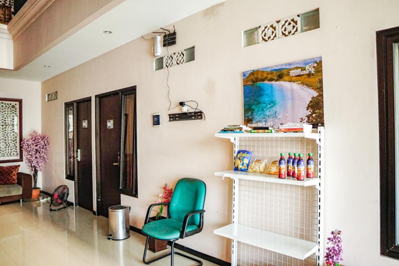 Audah Syariah Residence Mitra Reddoorz Сурабая Екстер'єр фото